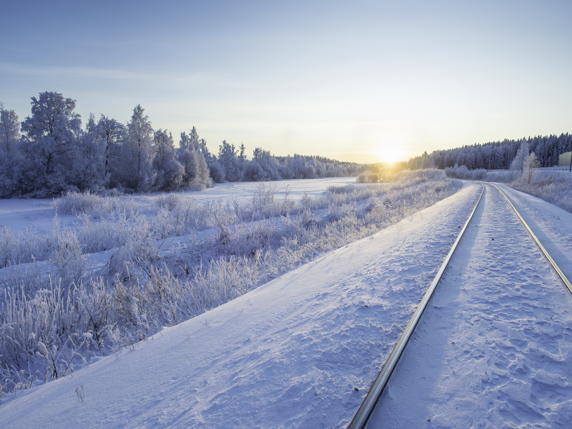 Suomen rataverkko ja junaliikenne 